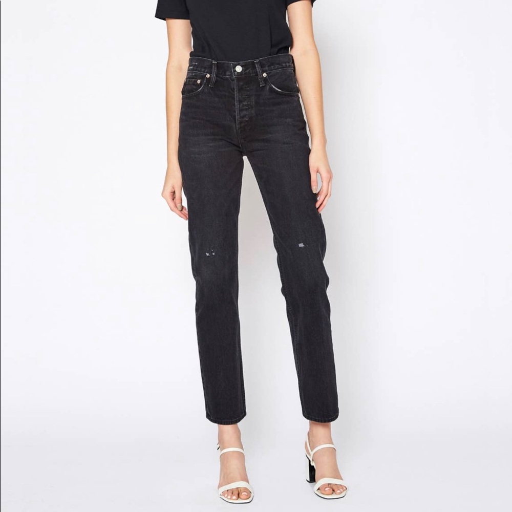 Straight Leg Jeans - Noend Denim